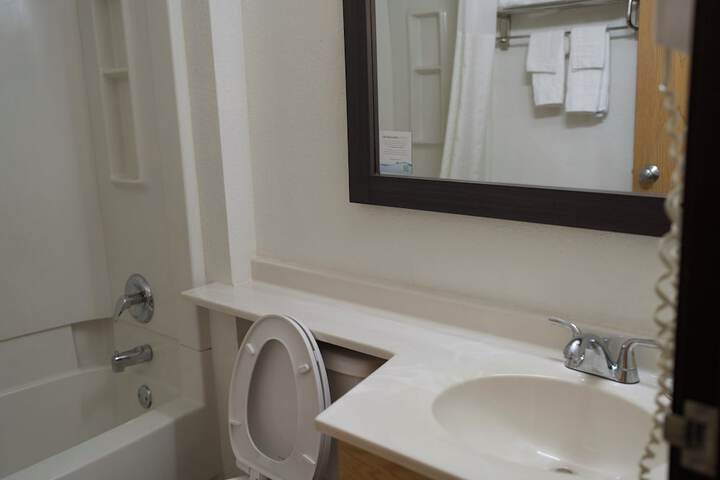 Room 18 of 26