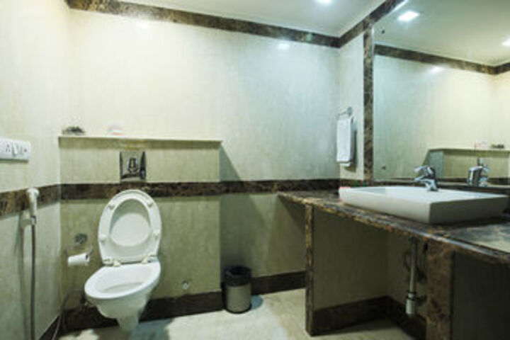 Room 2 of 21