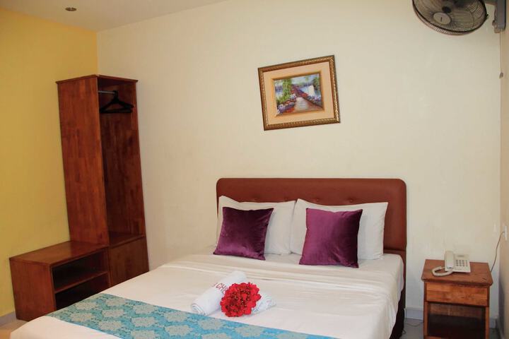 Room 6 of 45