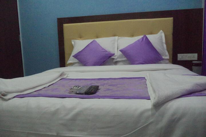 HOTEL SYMPHONY GRAND