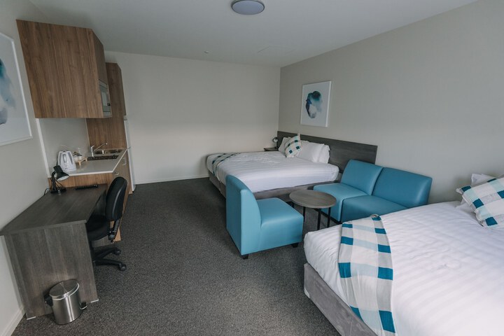 Room 3 of 25