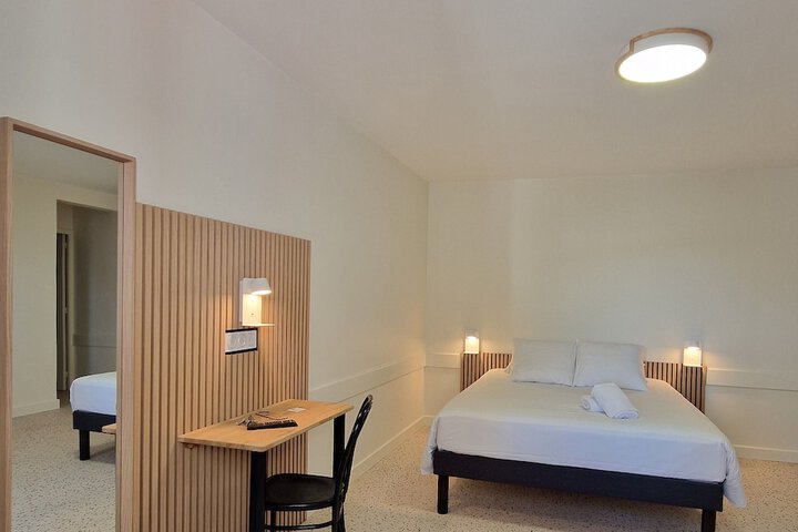 Room 19 of 43