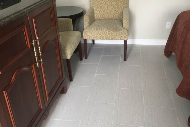 Room 8 of 21