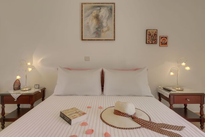 Room 3 of 40