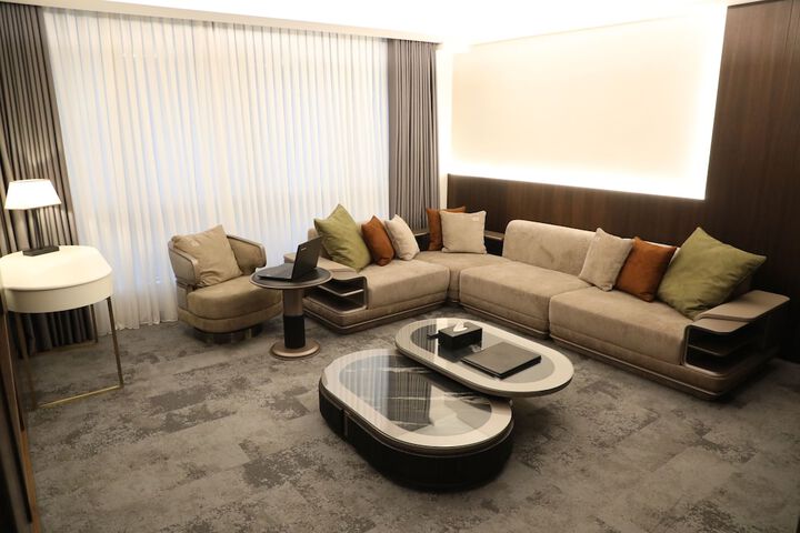 Room 21 of 43