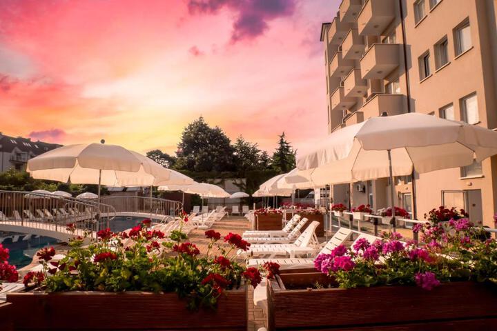 Hotel Aurora