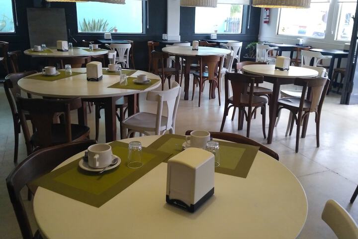 Dining 50 of 56