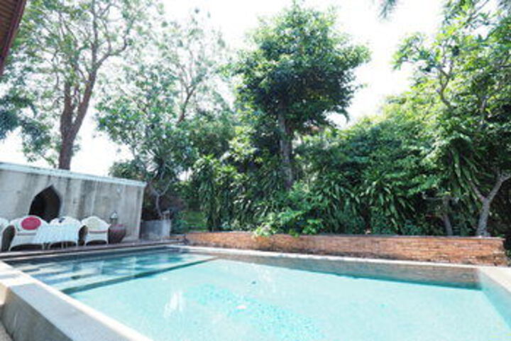 Pool 98 of 109