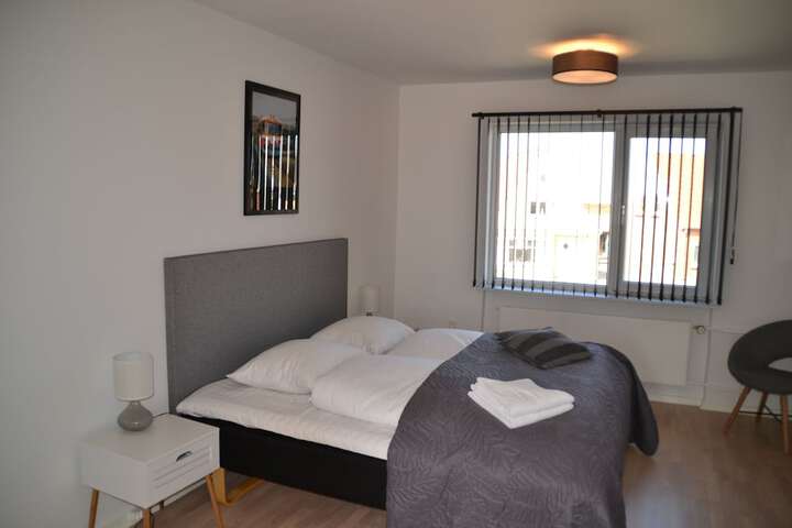 Room 2 of 46