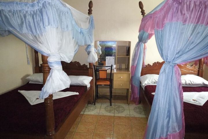 Room 12 of 14