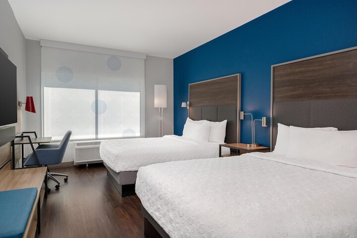 Room 15 of 46