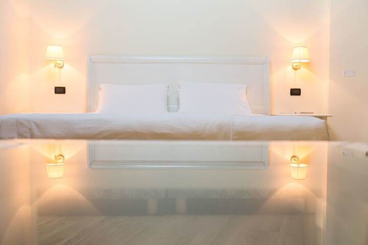 Room 8 of 29