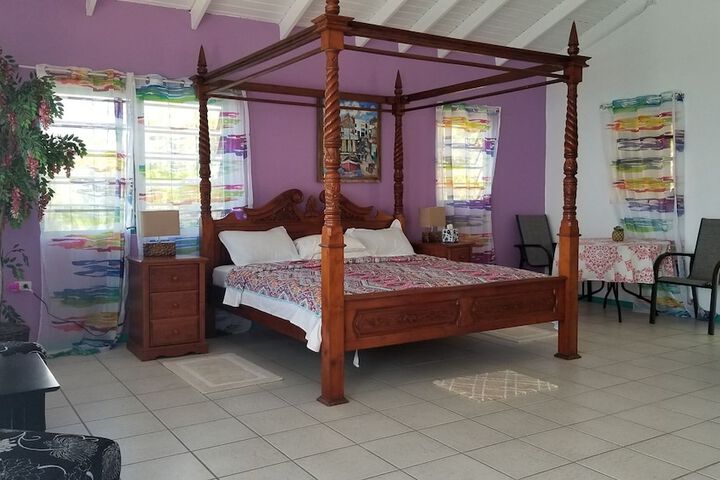 Room 2 of 31