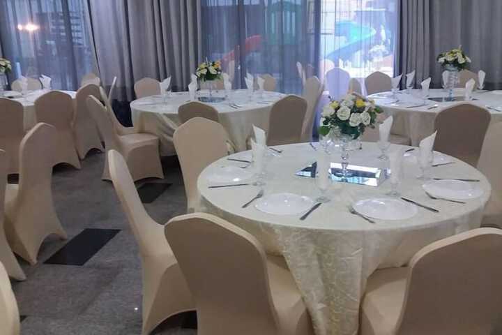 Ballroom/Hall 2 of 12