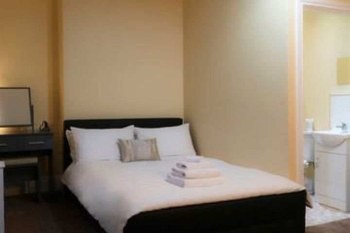 Room 70 of 87