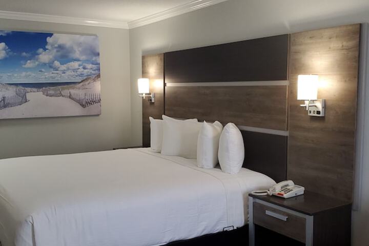 Superior King Bed (25 of 28)