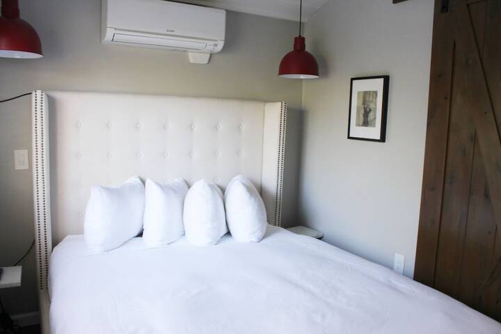 Room 100 of 185