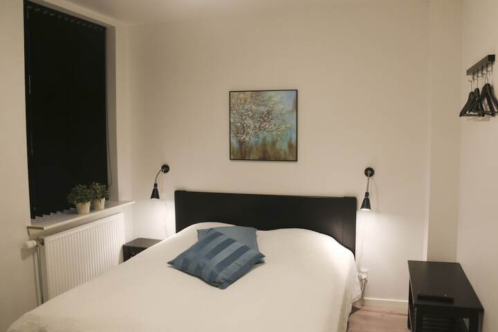 Room 17 of 45