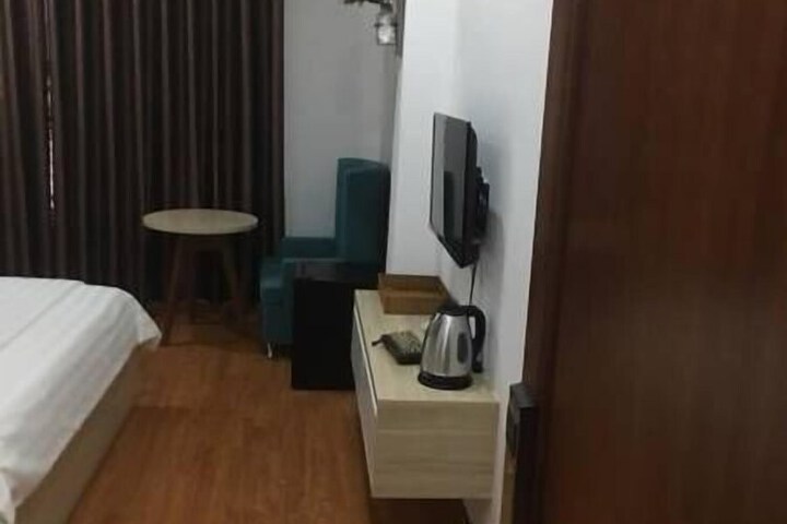 Room 34 of 49