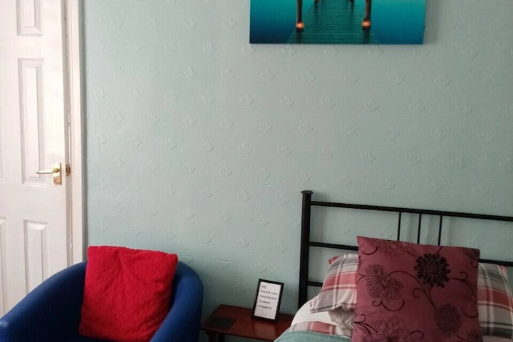 Room 3 of 3