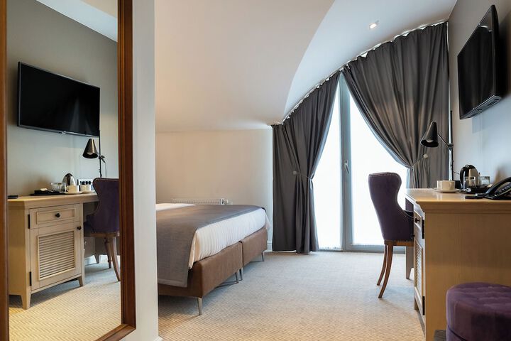 Room 46 of 116