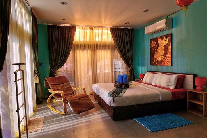 Room 25 of 54