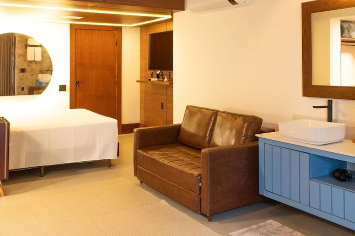Room 14 of 75