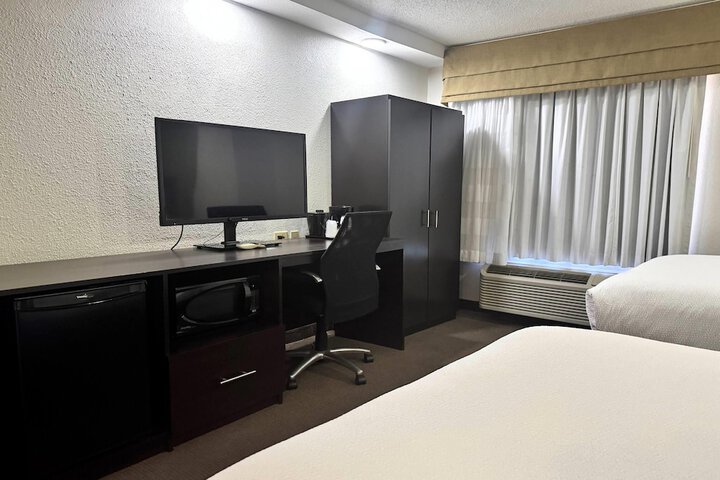 Room 57 of 95