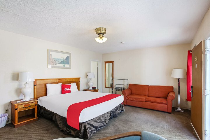 Room 15 of 35