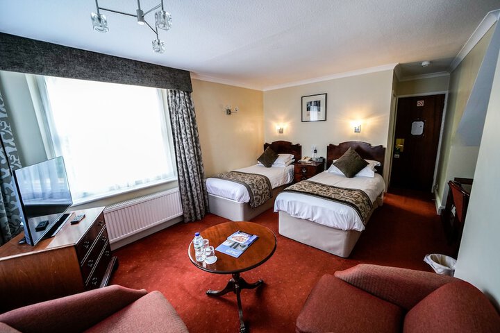 Room 10 of 75