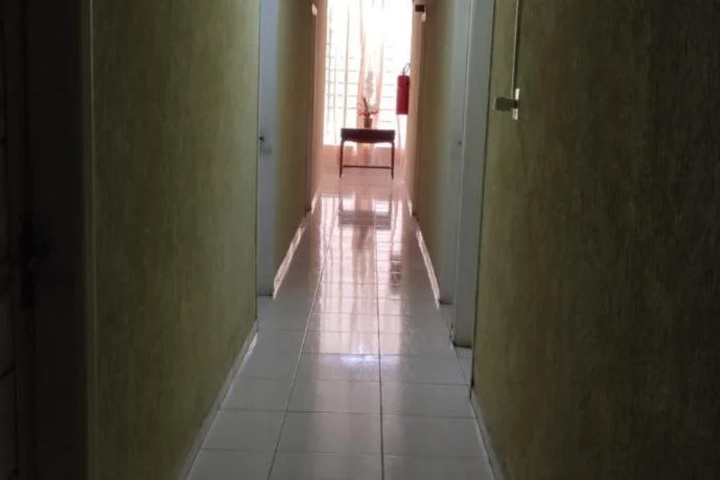 Room 11 of 14