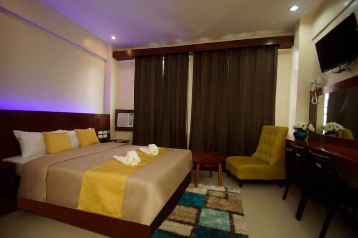Room 16 of 23