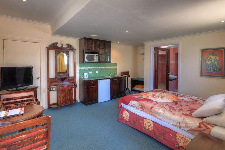Room 26 of 156