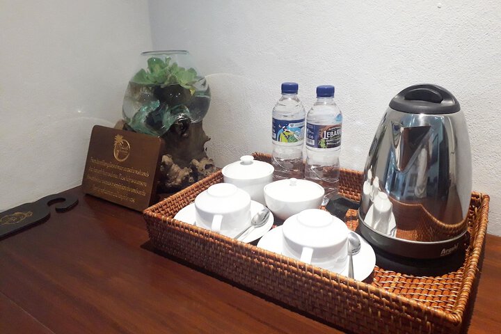 Breakfast/Coffee Service 29 of 45
