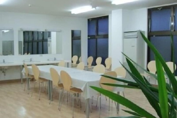 Dining Photos