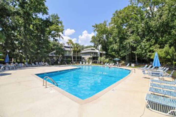 Pool 13 of 26