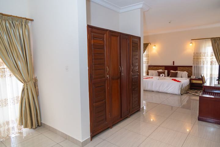 Room 14 of 86