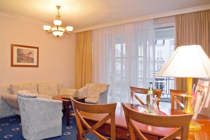 Room 10 of 41
