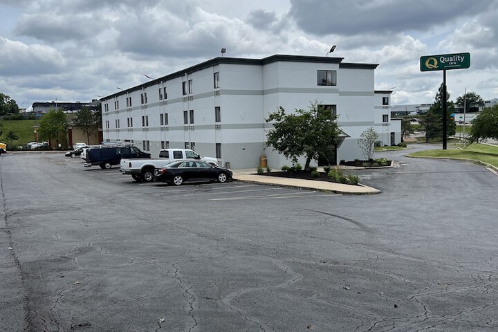 Hotel 44 of 51