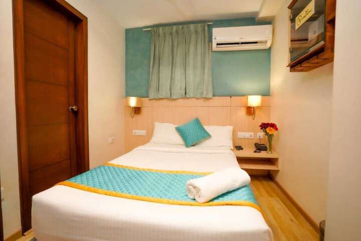 Room 3 of 30