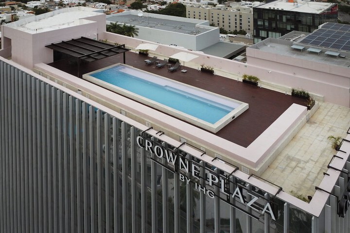 Pool 181 of 335
