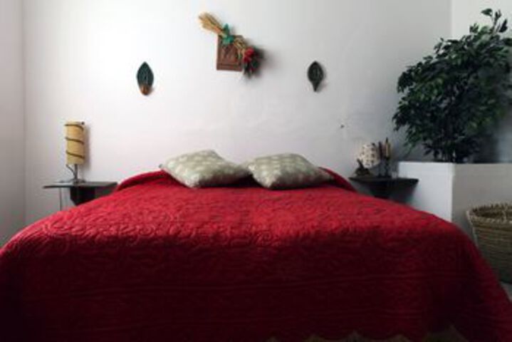 Room 7 of 18