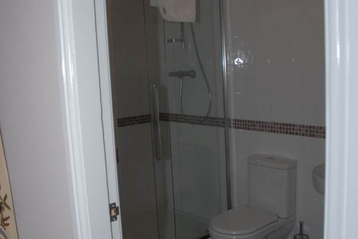 Room 22 of 49