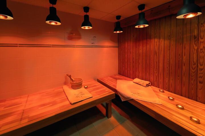 Spa 41 of 63