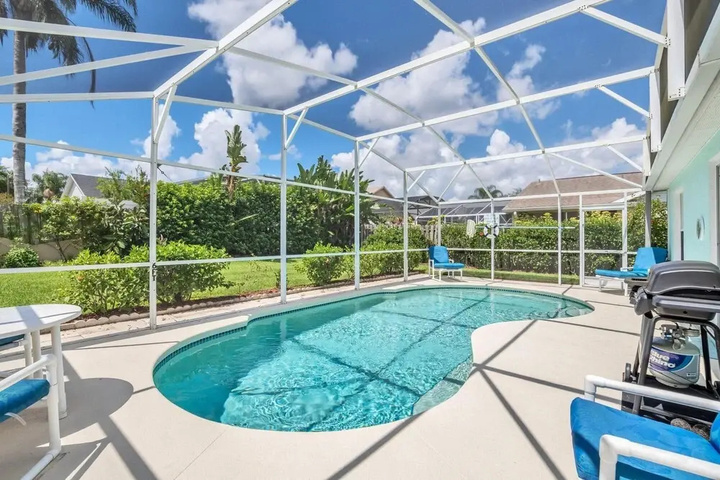 Pool 12 of 17