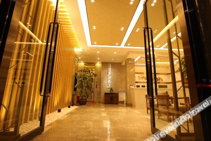 Hotel Interior 7 of 14