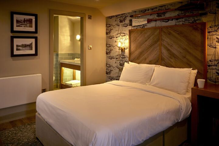 Room 22 of 58