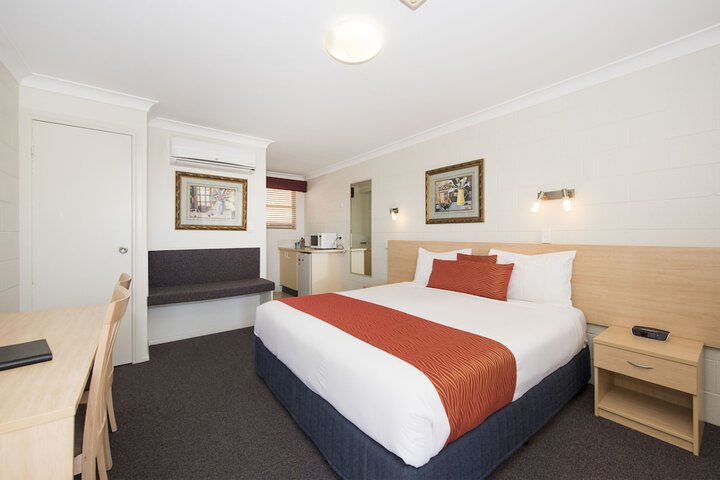 Room 7 of 29