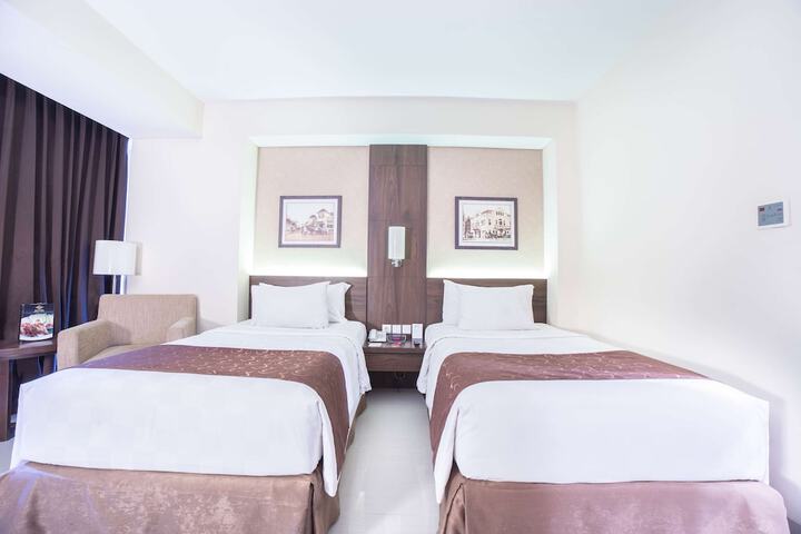 Room 16 of 70