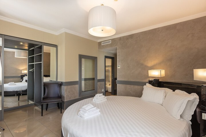 Room 50 of 222